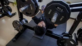 鍛錬】マッスルベンチプレス≪効果・使い方・評判≫【東京町田ジム】